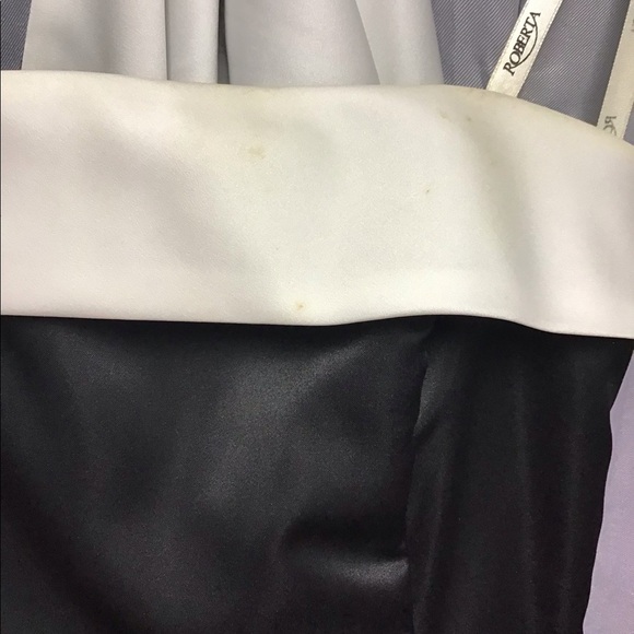 Strapless gown with shawl - Picture 4 of 6